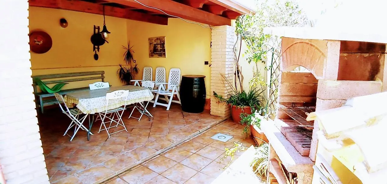 Sole e mare Appartamento Teulada 0*,  Italia